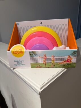 Sun Squad Rainbow Mist Sprinkler – Yellow, Pink & Purple